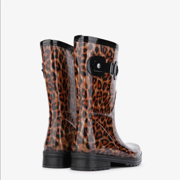 Kenneth Cole Rain Buckle Glossy Boot - Picture 4 of 5